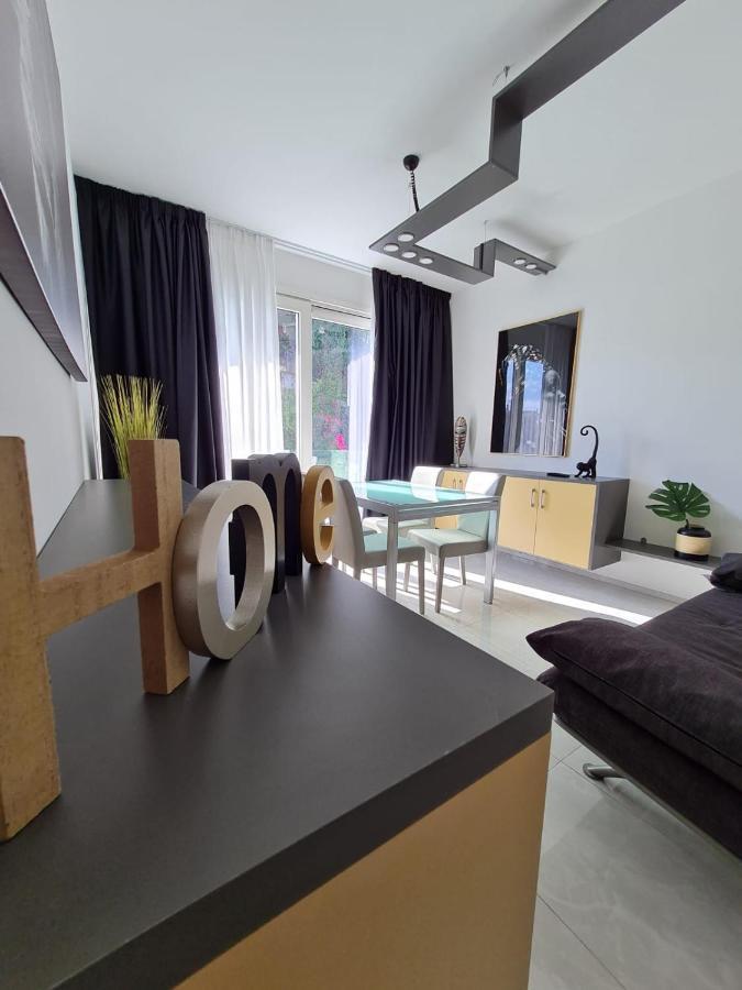 Ferienwohnung Minerva Luxury Town Center , Pool And Parking Taormina Exterior foto
