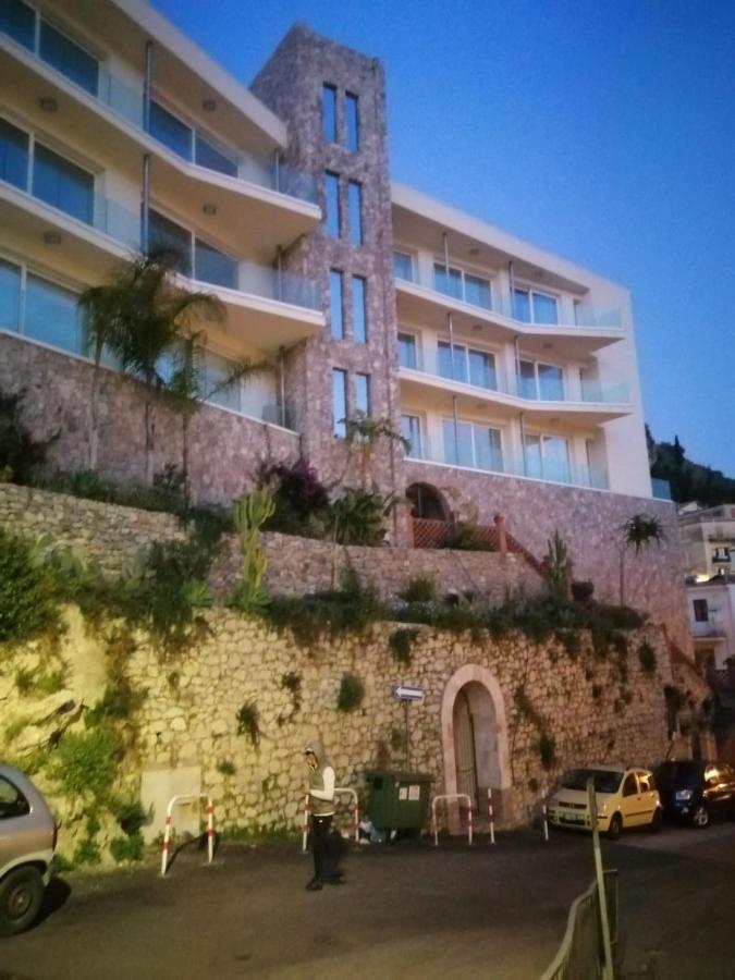 Ferienwohnung Minerva Luxury Town Center , Pool And Parking Taormina Exterior foto