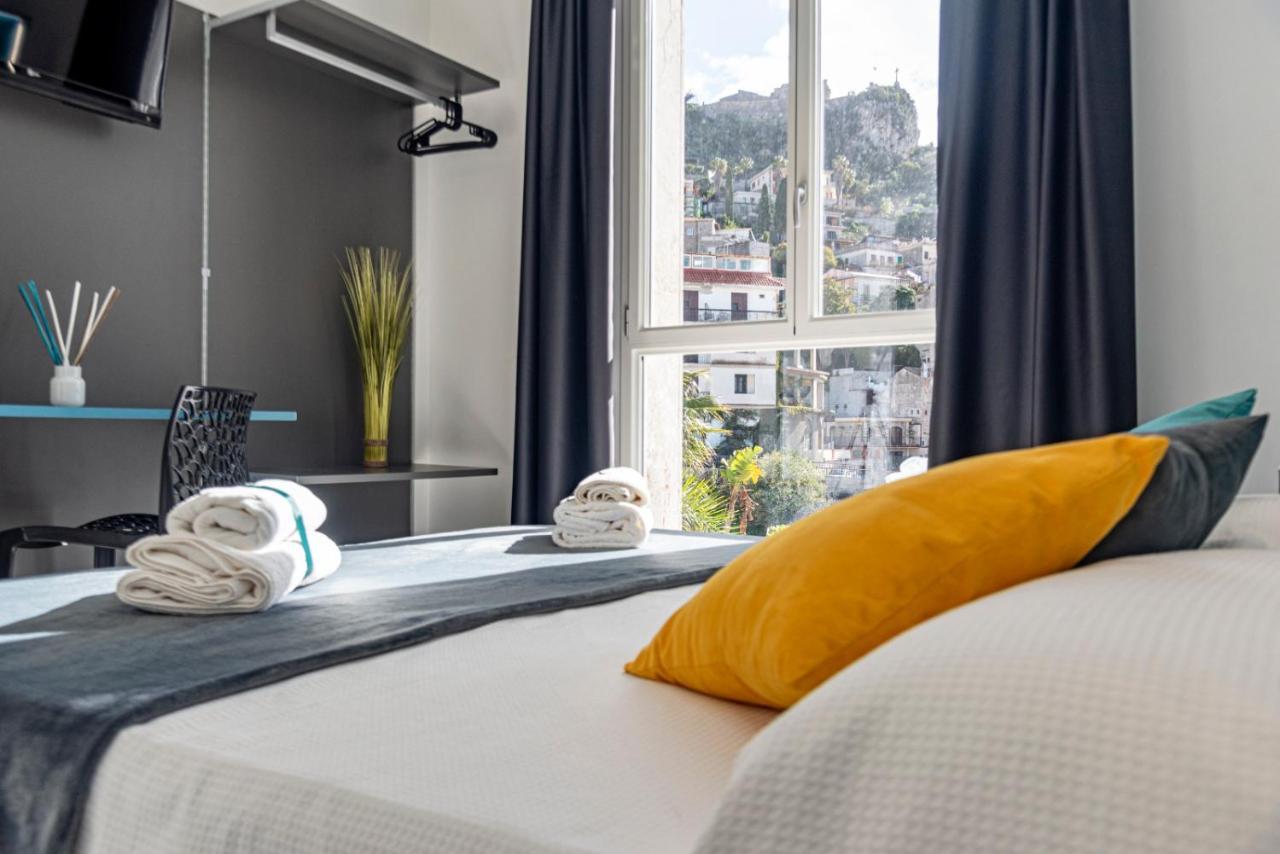 Ferienwohnung Minerva Luxury Town Center , Pool And Parking Taormina Exterior foto